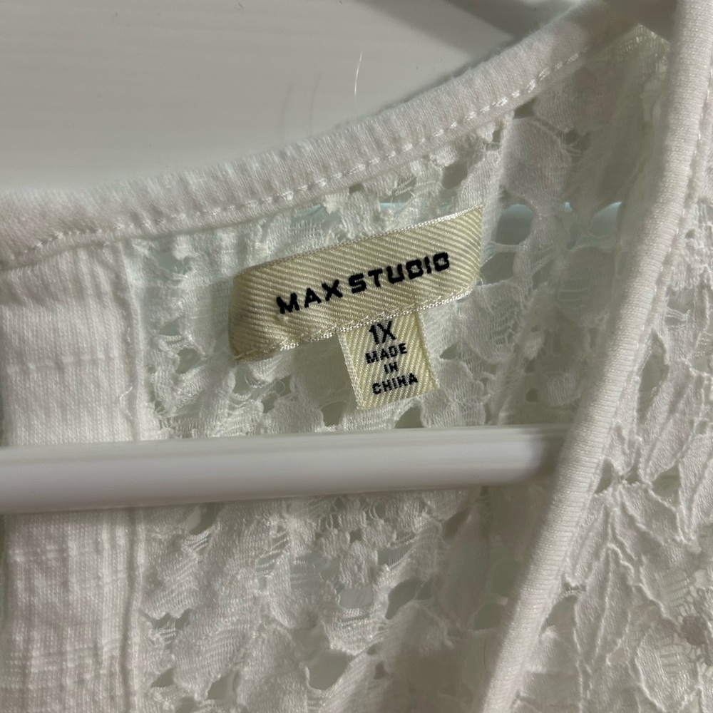 Max Studio size 1X White Lace Yoke Tank - Picture 4 of 5